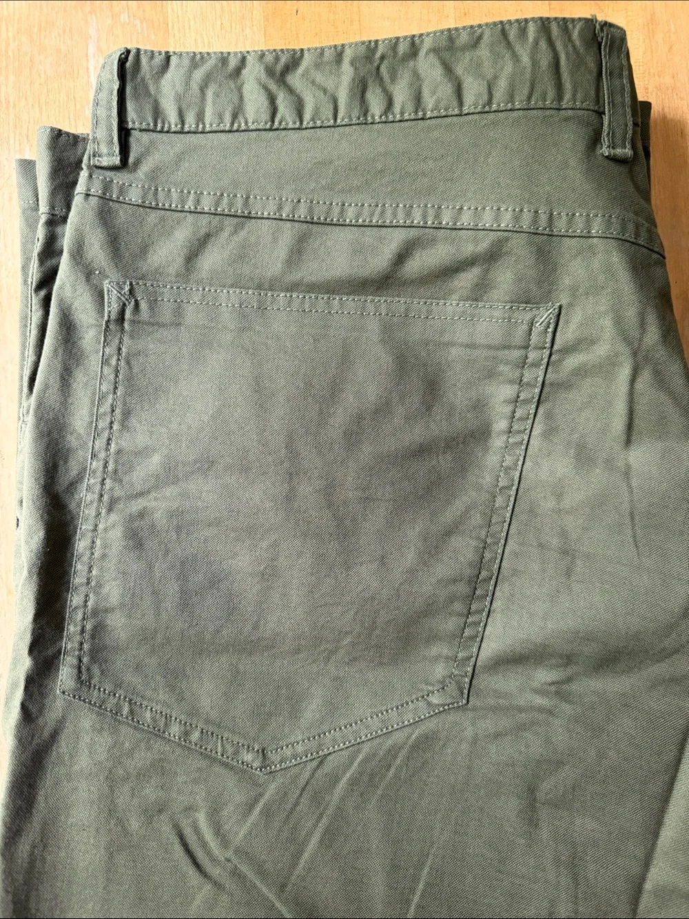 The North Face Men's Olive Cargo Pants - Military Green
